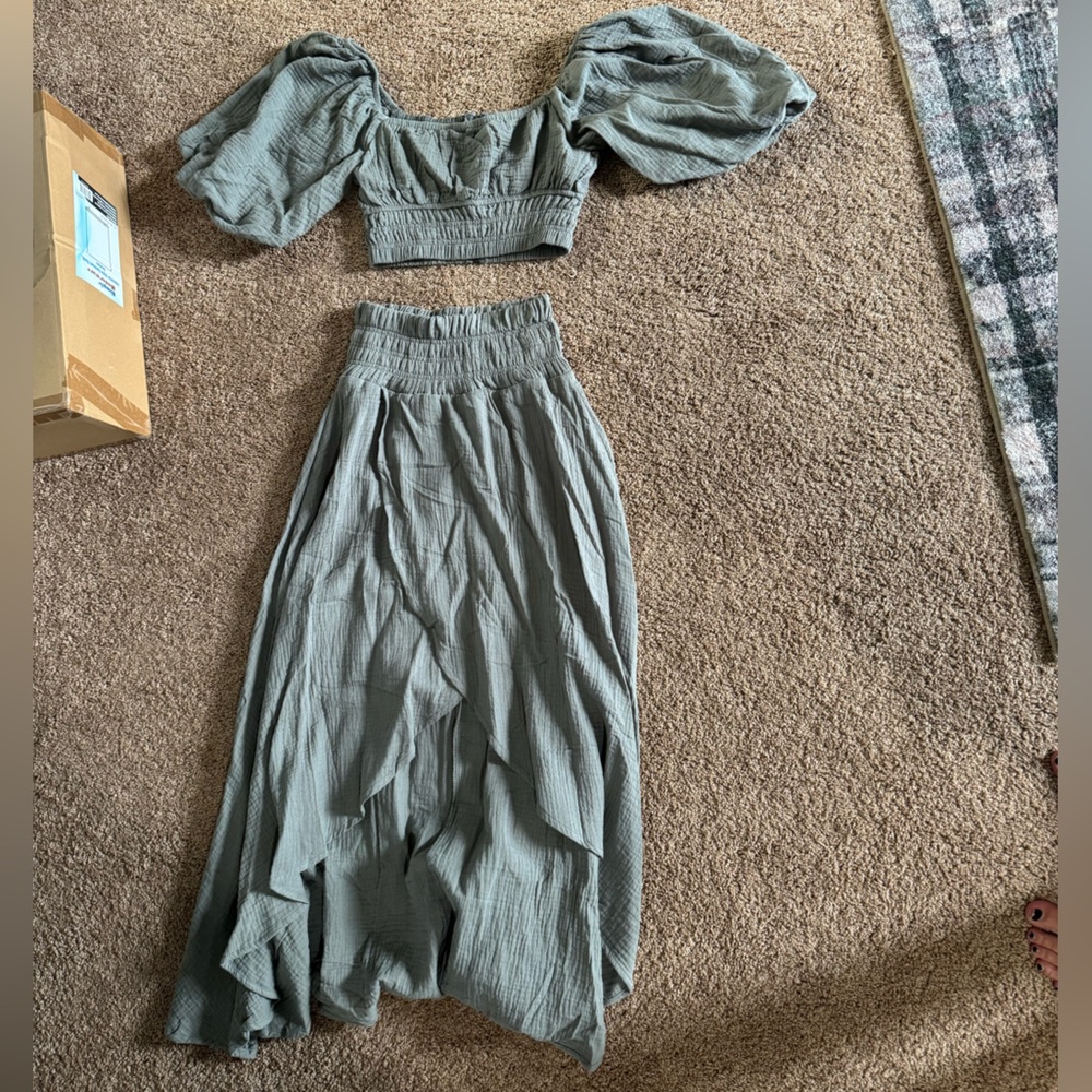 2 piece set
